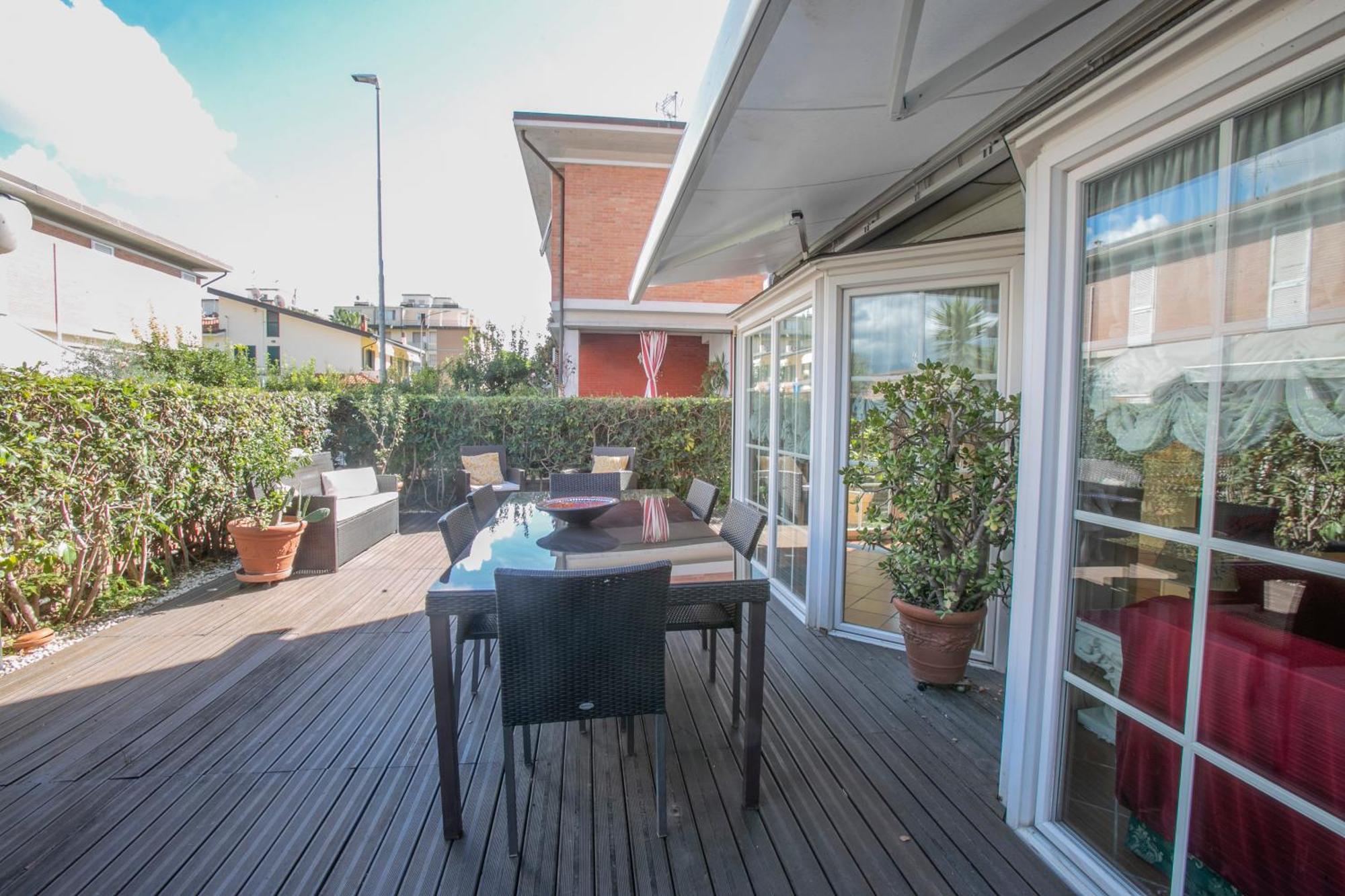 Maison Renee Viareggio Exteriér fotografie